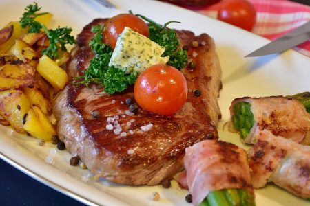 RECEPT DANA: Sočni biftek